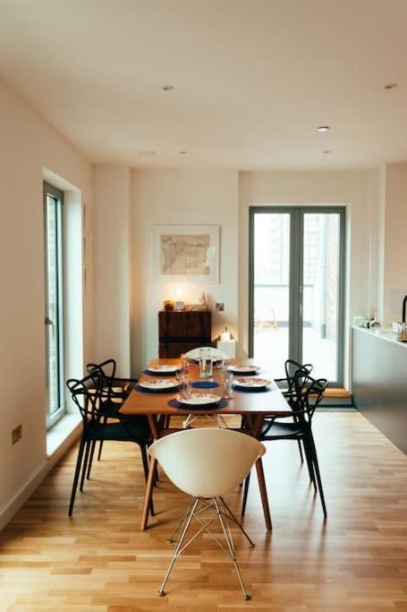 3 Bedroom Penthouse With Terrace And Skyline In Battersea London Kültér fotó
